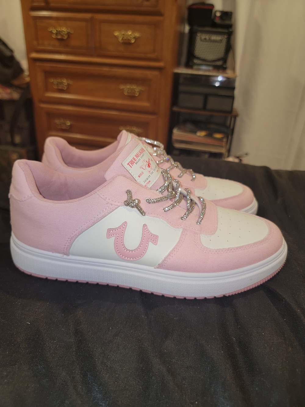 True Religion Pink and White Women's Low-Top Sneakers
